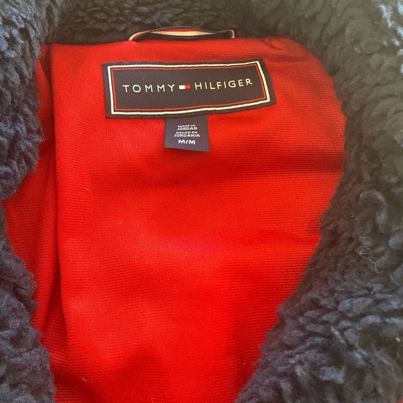 Tommy Hilfiger fuzzy coat. Warm. Women’s M - Picture 2 of 8